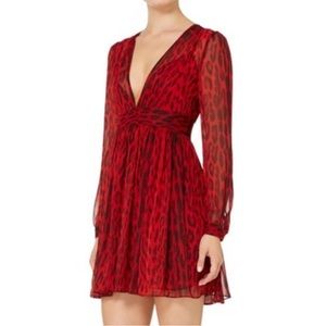 Michael Kors Michael Trendy Red Blaze Leopard V-Neck Size 4 Dress Brand New
